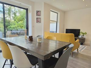 Photo 16- click for photo gallery